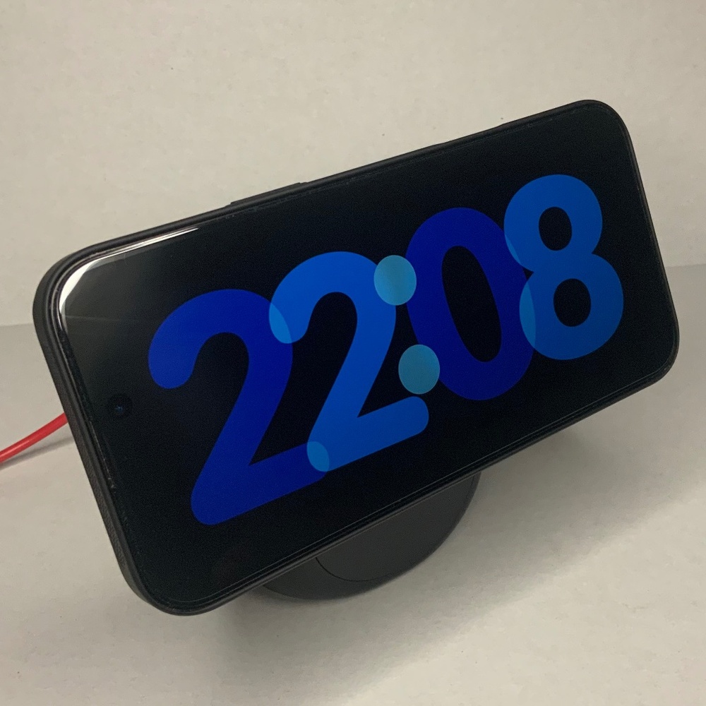 Wireless Charging Travel Block